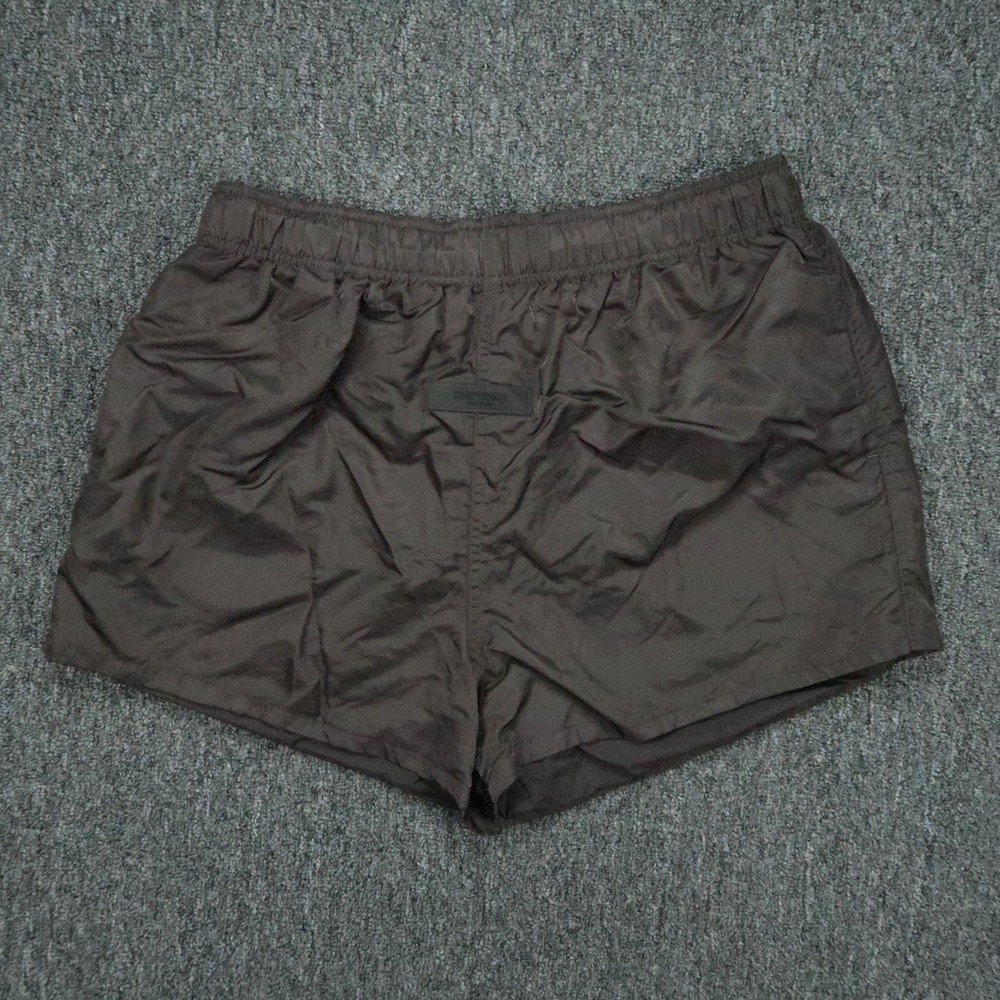 Fear of God Shorts Mens Large Gray Essentials Volley Athletic